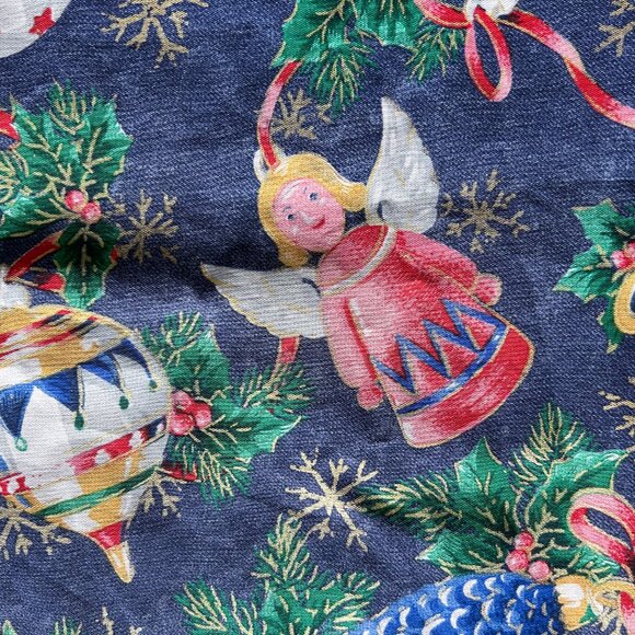 Christmas Cotton Table Cloth 52x72 inches, Santa Themed Tablecloth, Rectangle - Picture 5 of 9